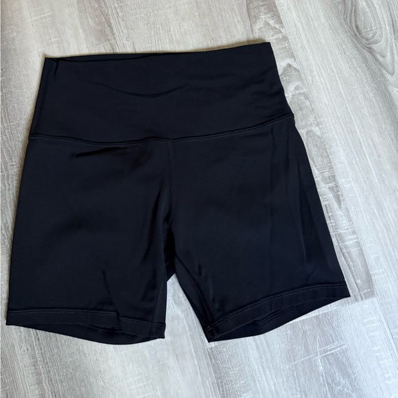 lululemon athletica Black Bike Shorts - Picture 1 of 2